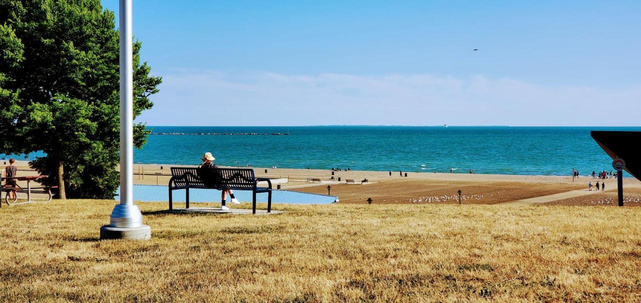 Park Bungalow #4 - Seacliff Beach Suites Leamington Exteriör bild