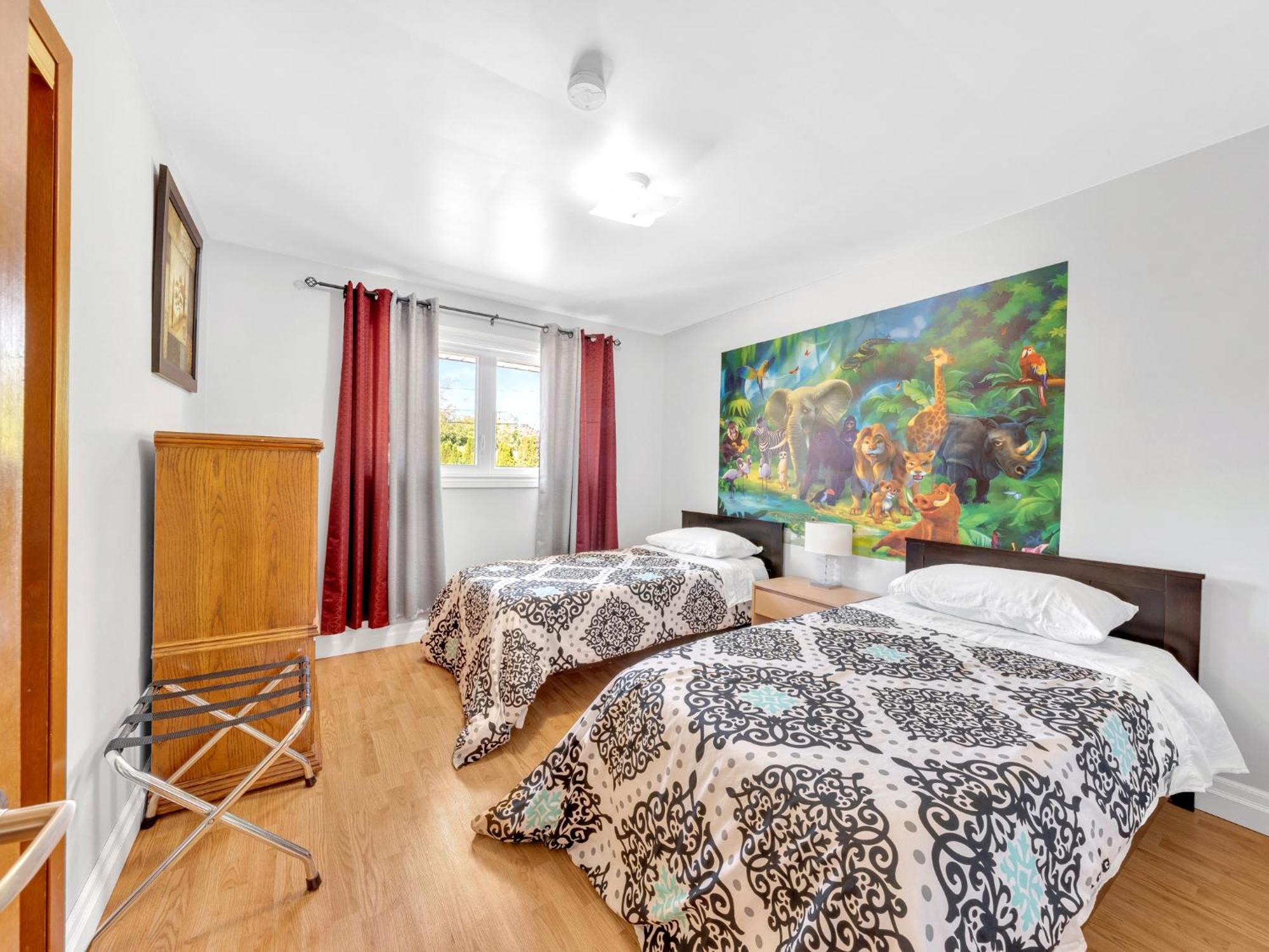 Park Bungalow #4 - Seacliff Beach Suites Leamington Exteriör bild