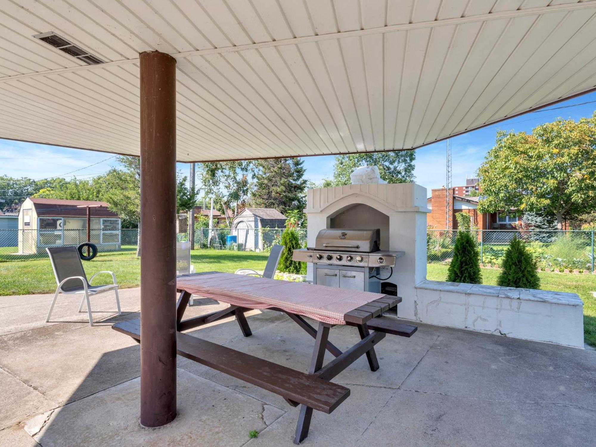 Park Bungalow #4 - Seacliff Beach Suites Leamington Exteriör bild