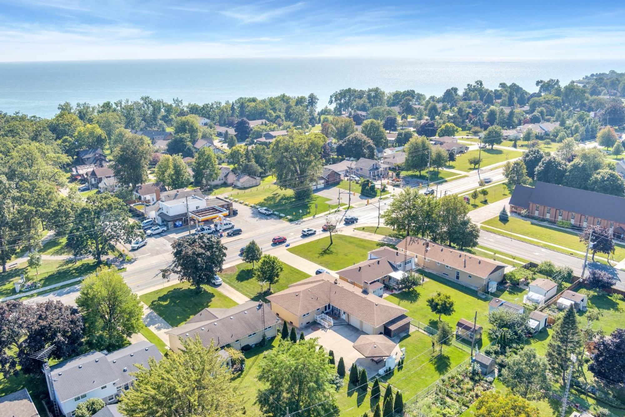 Park Bungalow #4 - Seacliff Beach Suites Leamington Exteriör bild