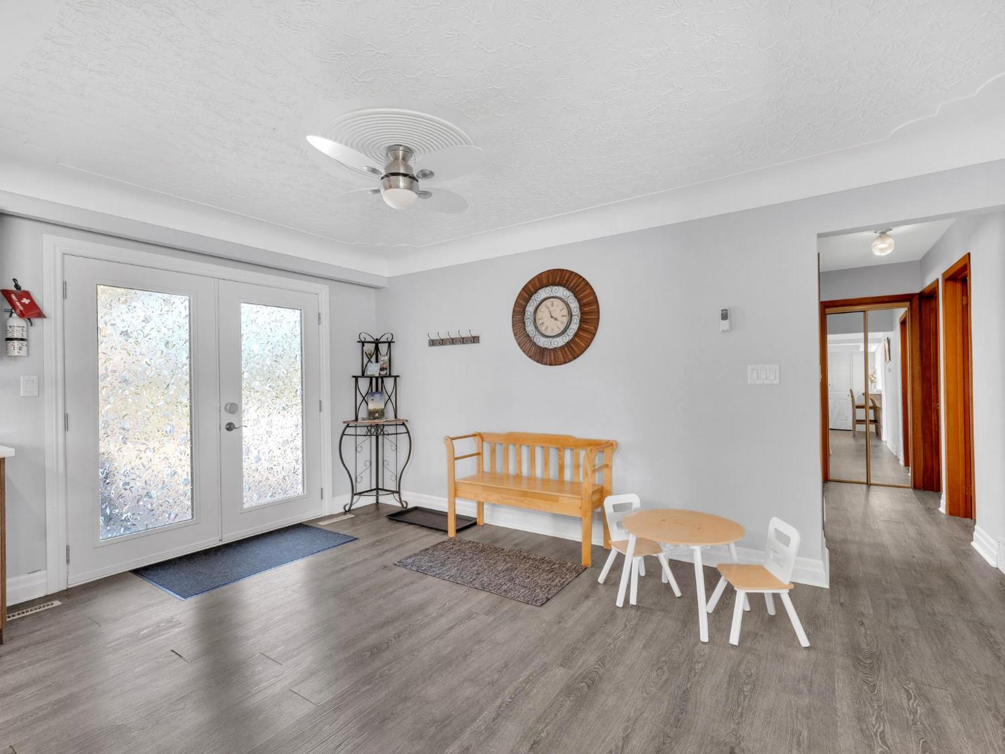 Park Bungalow #4 - Seacliff Beach Suites Leamington Exteriör bild