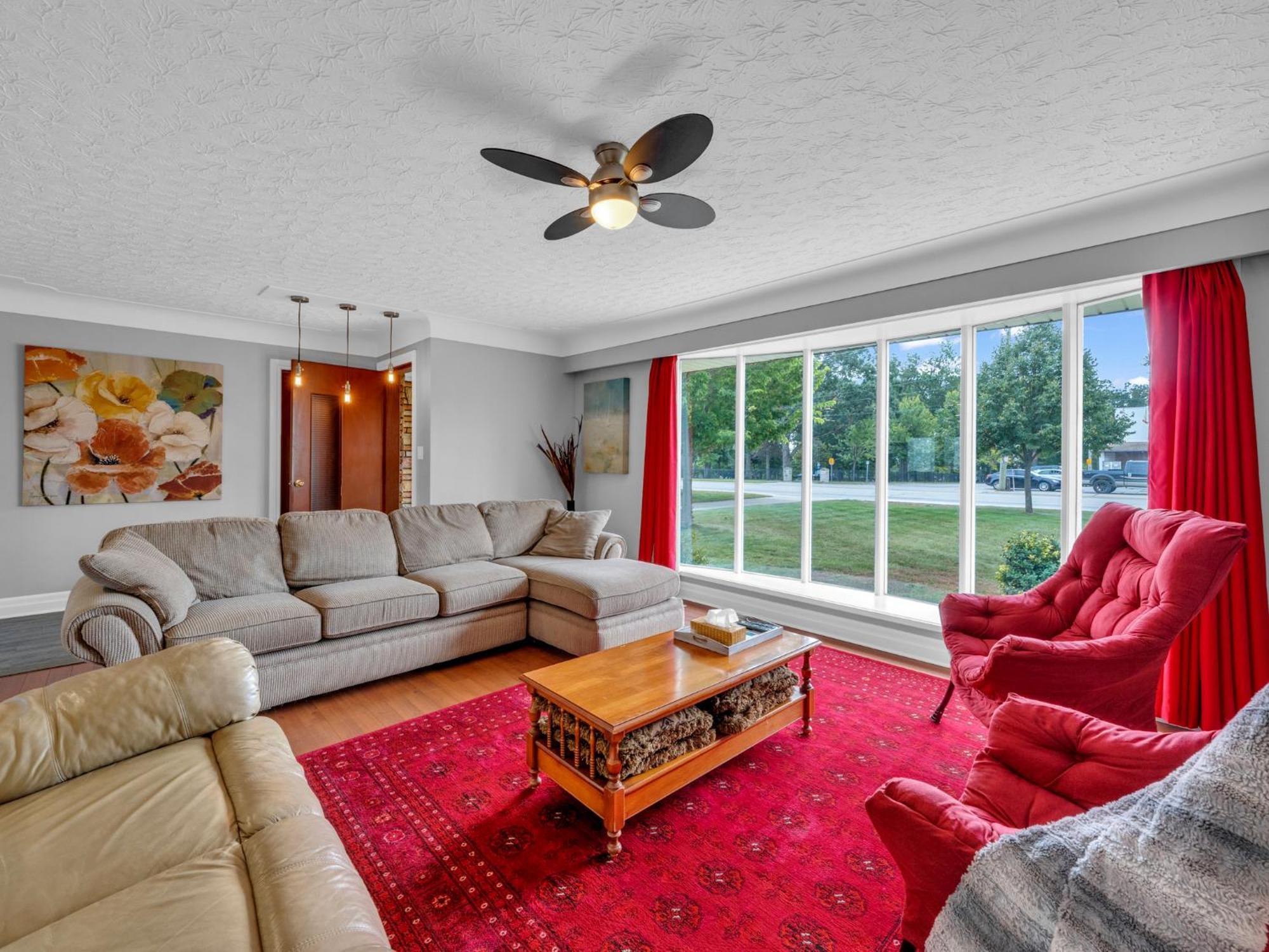 Park Bungalow #4 - Seacliff Beach Suites Leamington Exteriör bild